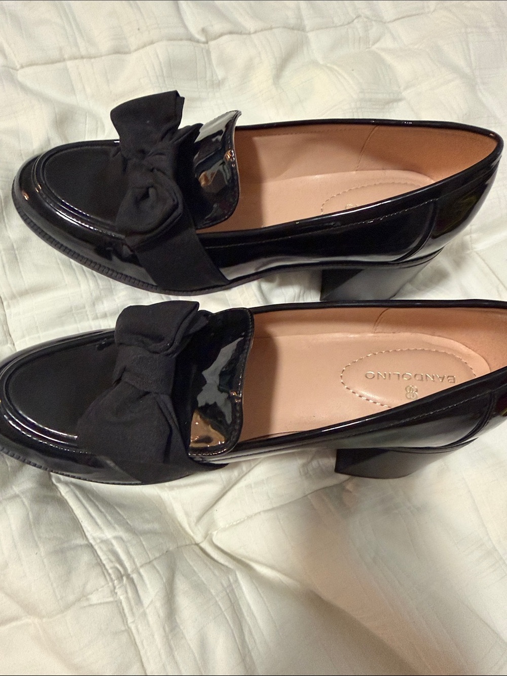 Bandolino Black Patent Block Heel Loafers with Fabric Bow worn once size 11 - Picture 5 of 5